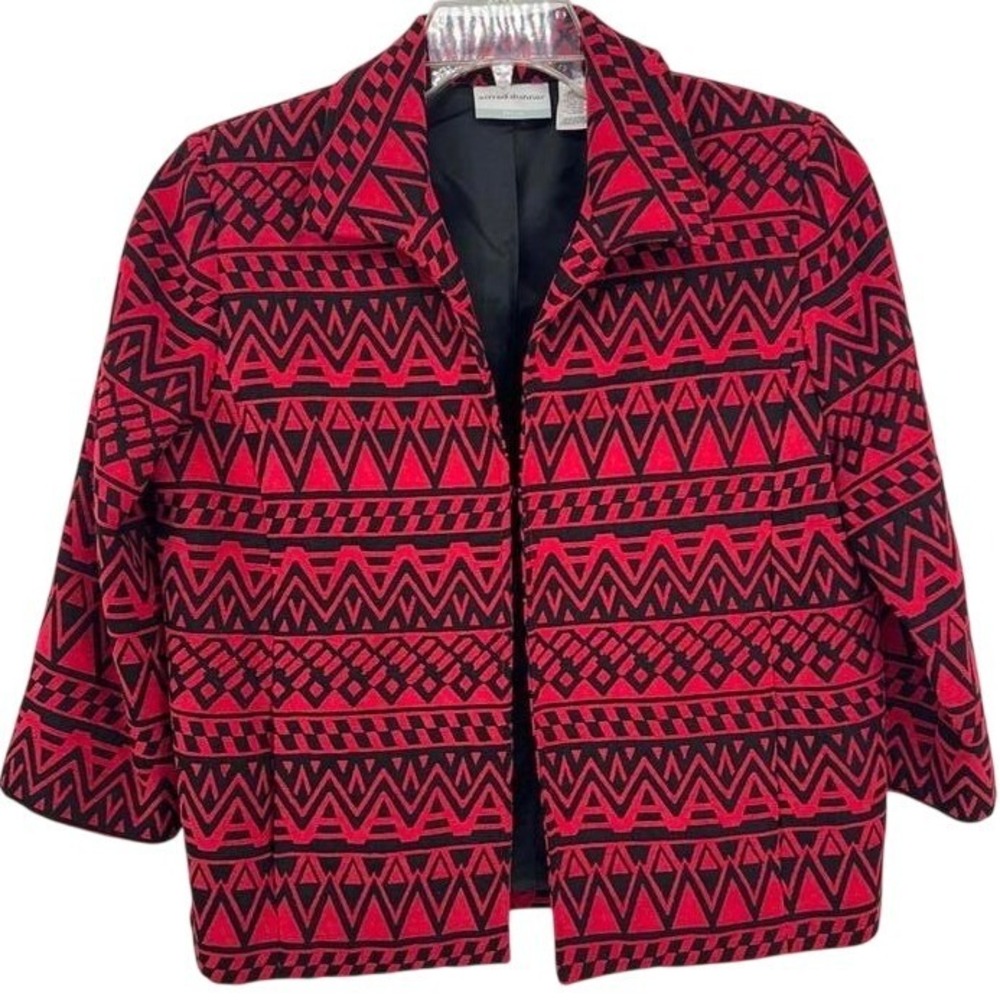 Geometric Pattern Cropped Jacket Size 10P Red Black Fabric Blend Alfred Dunner